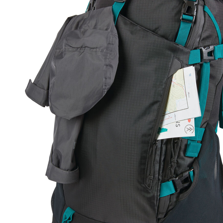 Pathway 2.0 75L Backpack in the color Black. image number 4