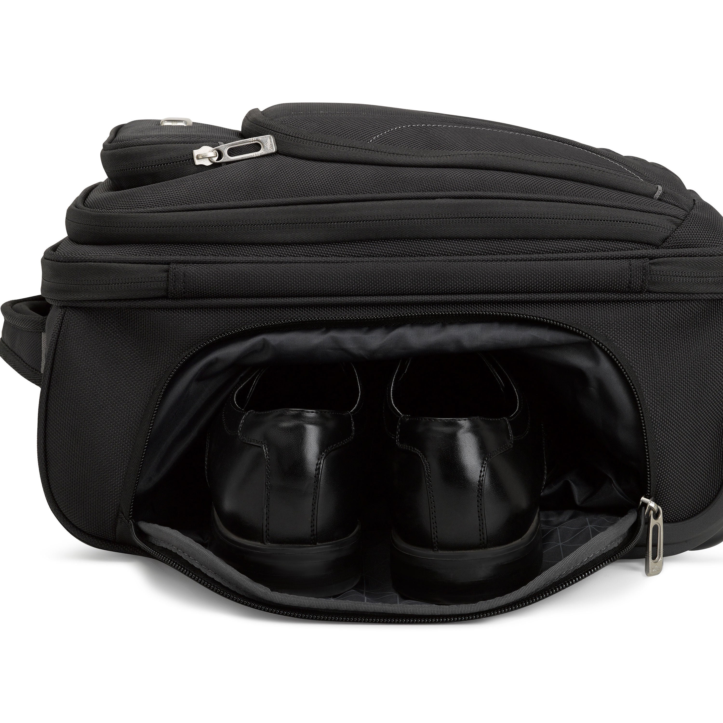 Endeavor air carry on size 2025