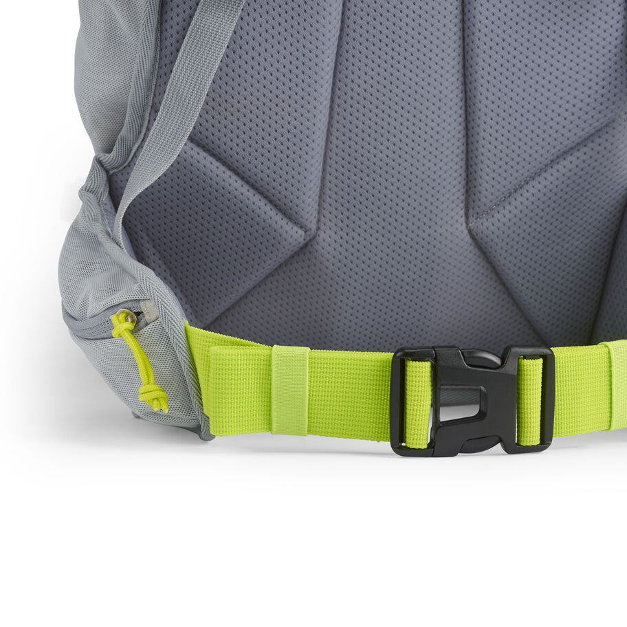 Hydrahike 2.0 16L Hydration Pack in the color Silver. image number 10