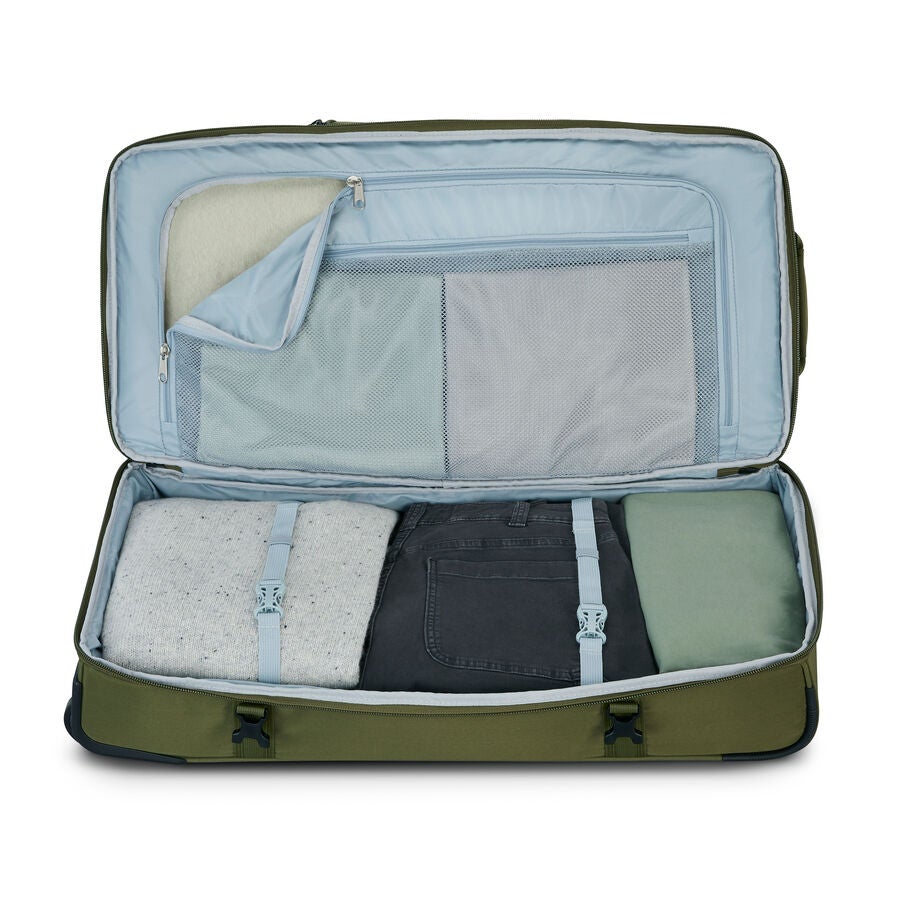 Pathsetter Medium Wheeled Duffel in the color Moss. image number 2