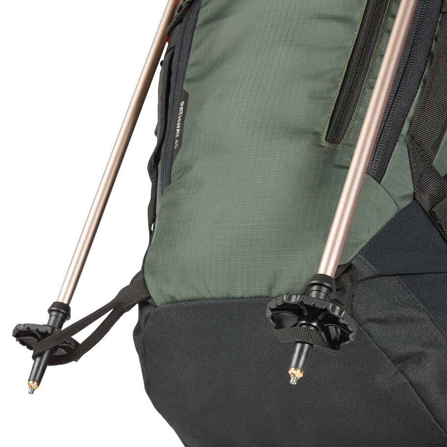 Pathway 2.0 45L Backpack in the color Forest Green/Black. image number 7