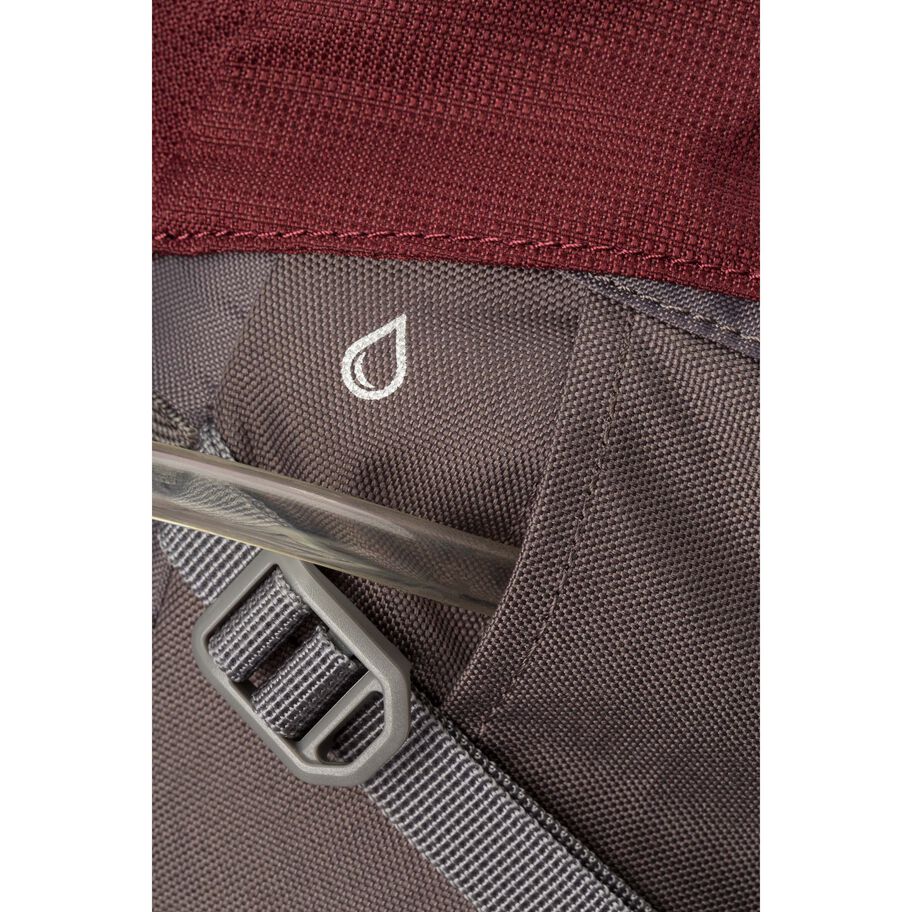 Pathway 40L Pack in the color Cranberry/Slate/Redrock. image number 3