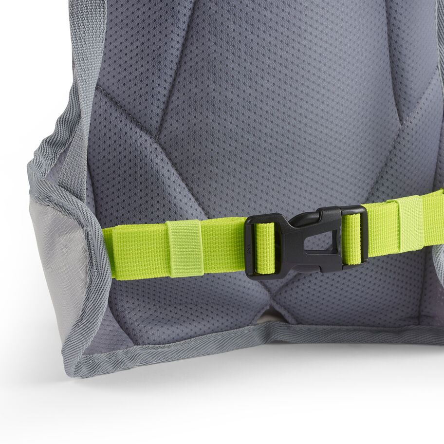 Hydrahike 2.0 8L Hydration Pack in the color Silver. image number 9