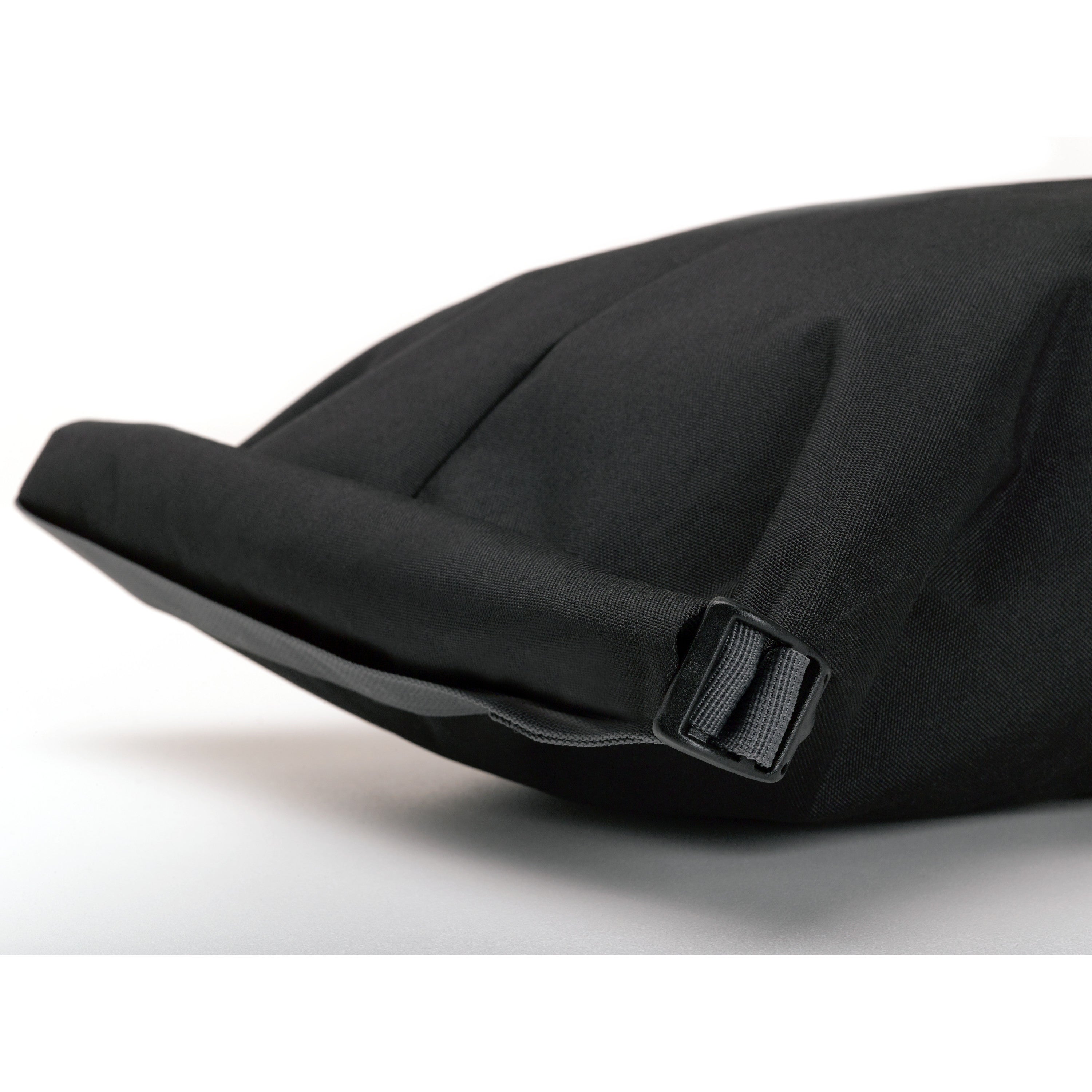 REAR TRAVEL BAG